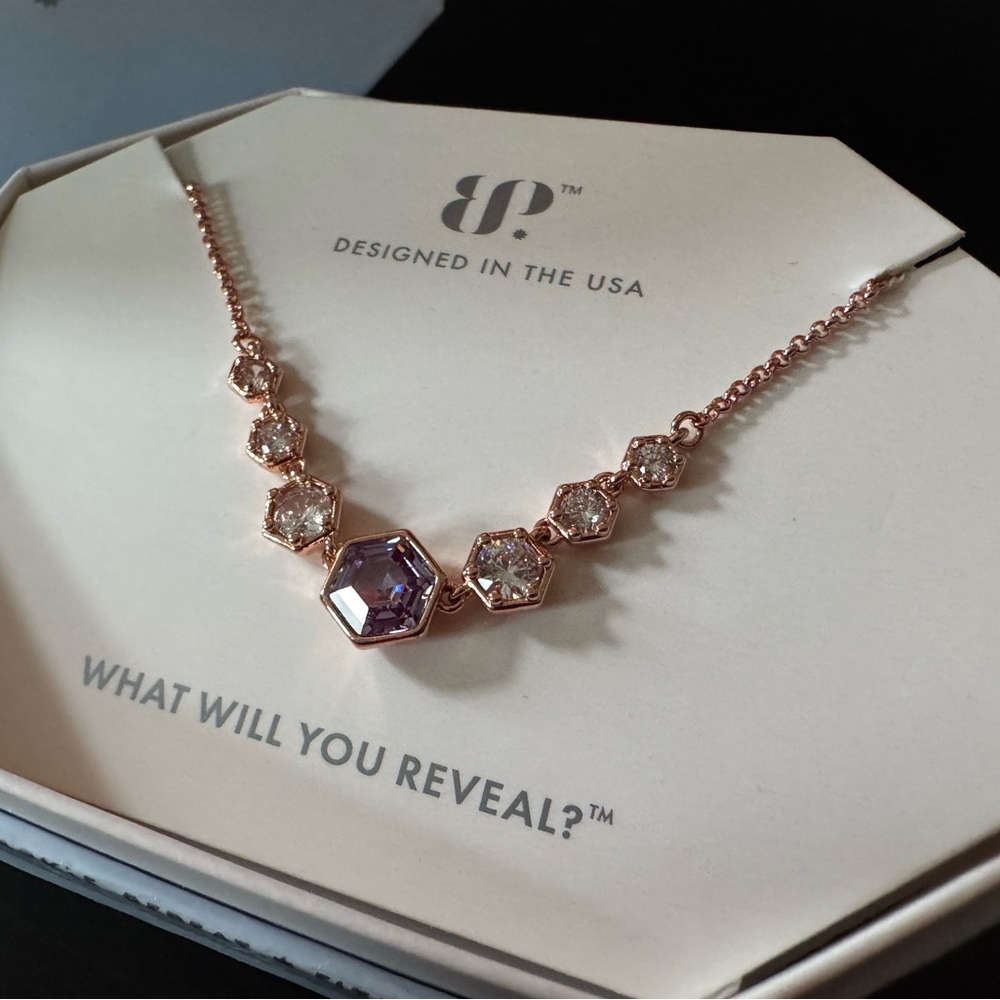 BP Feeling Glam Necklace - Picture 7 of 8